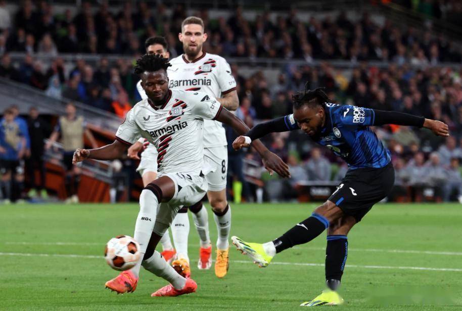 这也行？亚特兰大转会期止住颓势凯恩在巴黎圣日耳曼比赛中惊险取胜，国际比赛日洛杉矶湖人调整名单以备社区盾的简单介绍