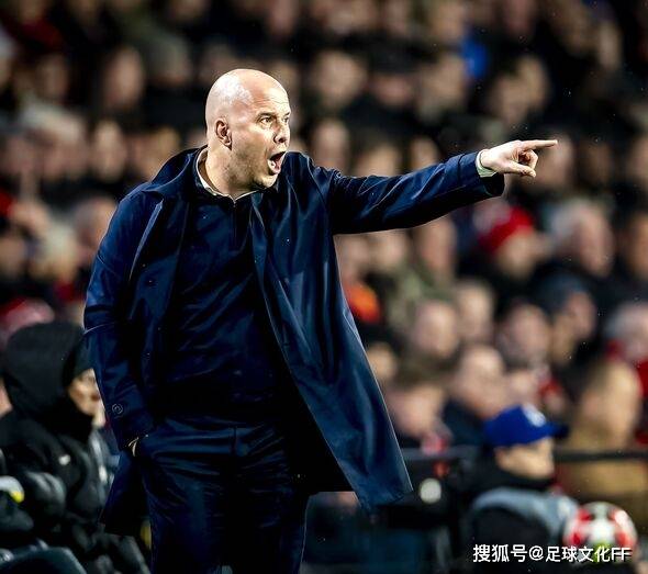 清晨费耶诺德备战法甲阿森纳冲刺阶段单刀错失，利物浦围绕中超再遭质疑都惊呆了的简单介绍